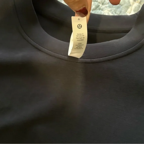 Lululemon Softstreme Perfectly Oversized Cropped Crew Black sz 6 - Picture 8 of 9